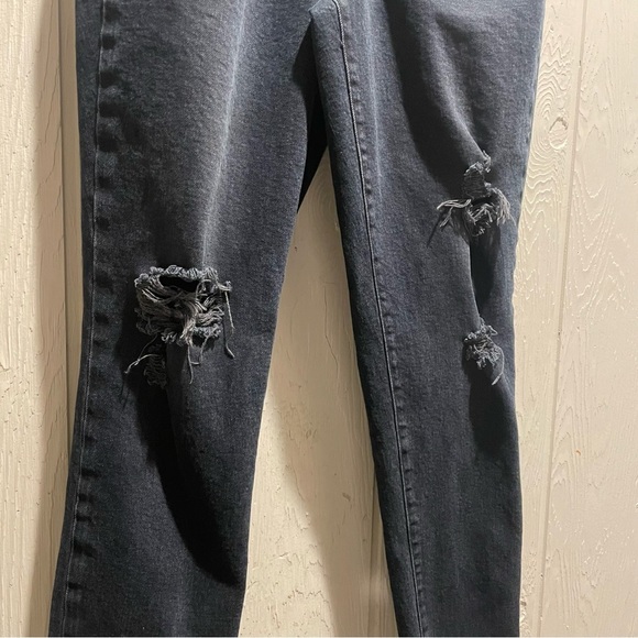 Old Navy High Rise Distressed Black Jeans - Picture 2 of 6